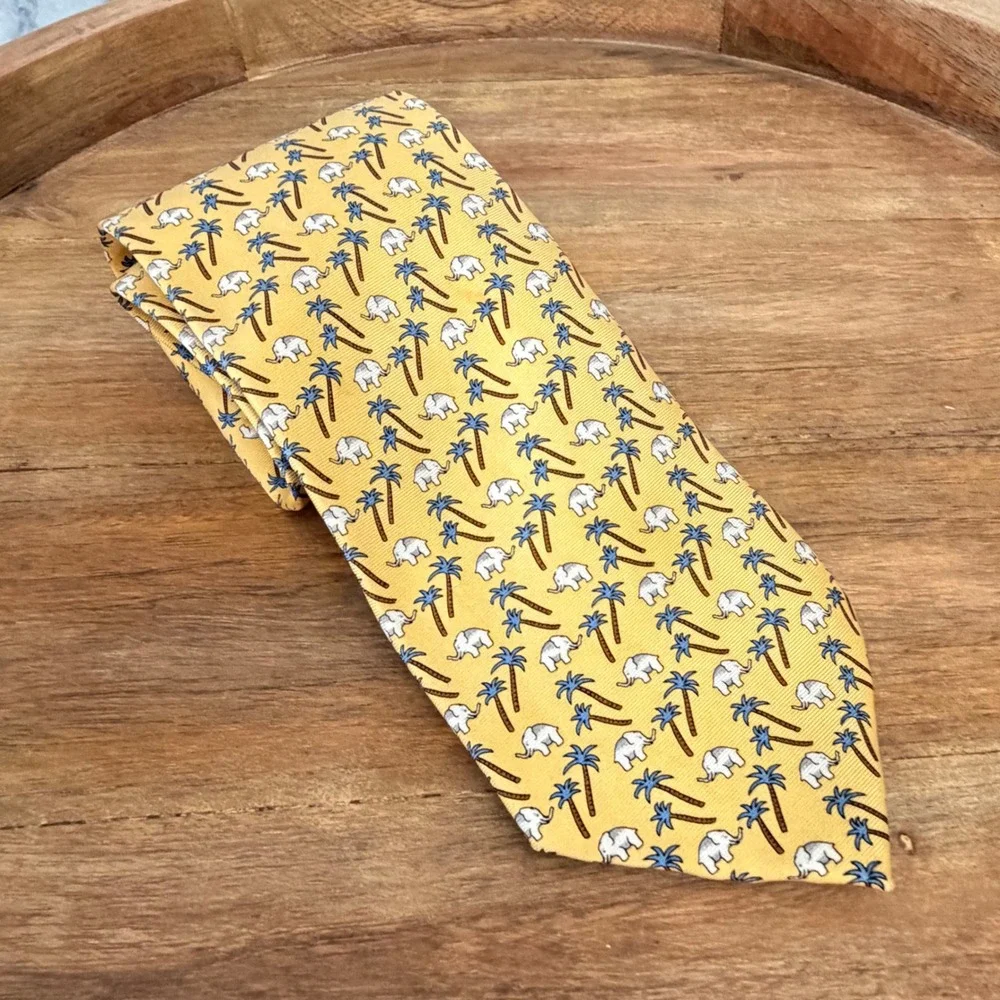 Jos. A. Bank Silk Tie OS Yellow Elephant Palm Tree Executive Collection Tropical